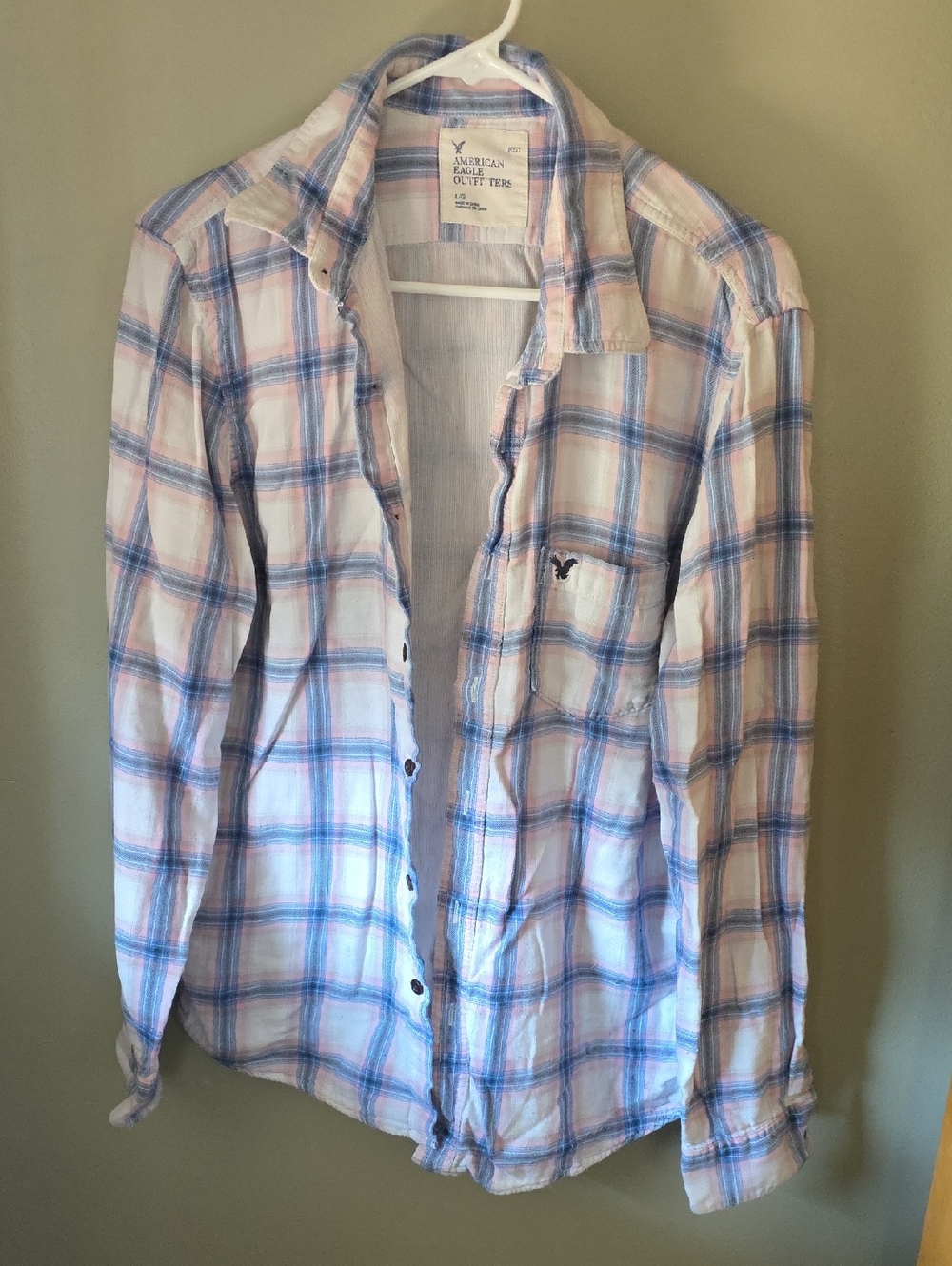 American Eagle Outfitters Blue and Pink Plaid Long-Sleeve Shirt
